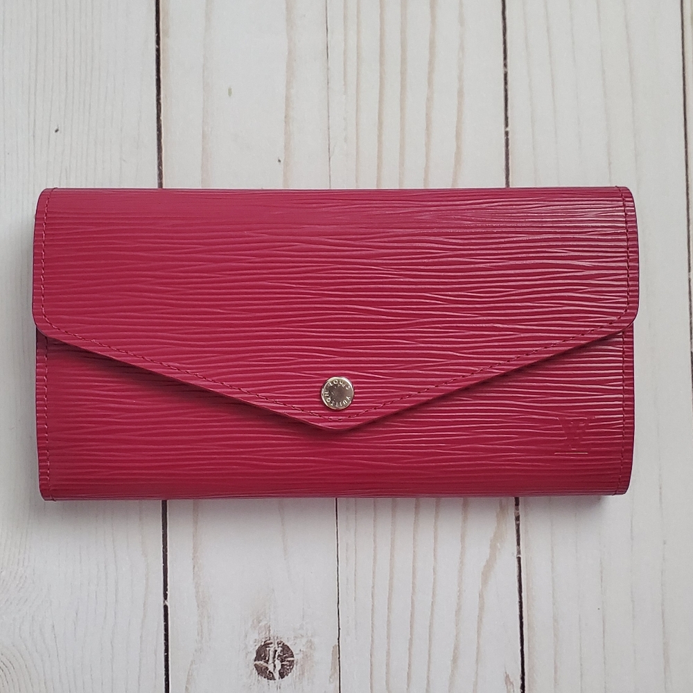 Authentic Louis Vuitton Sarah Wallet Epi Fuchsia